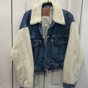 Levi's Denim Jacket with Cream Sherpa Sleeves
